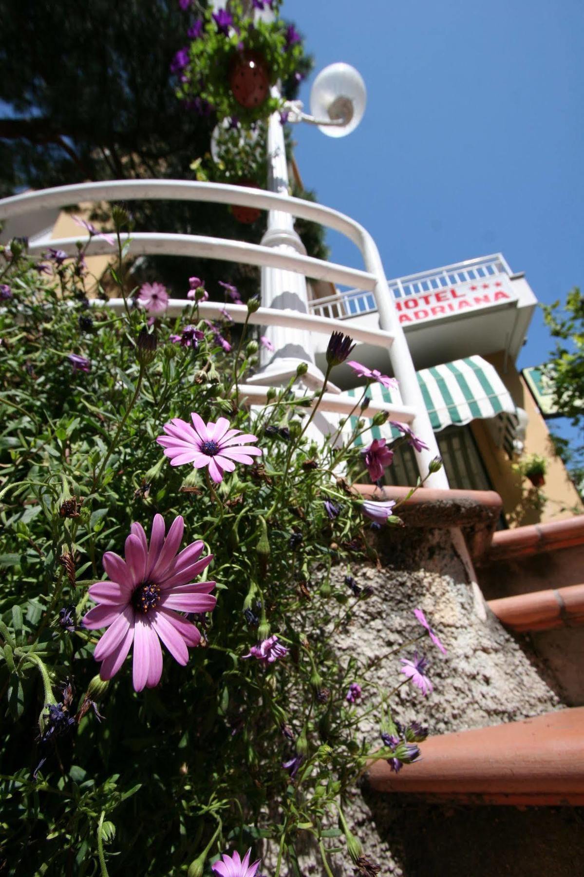 Albergo Adriana Celle Ligure Ngoại thất bức ảnh