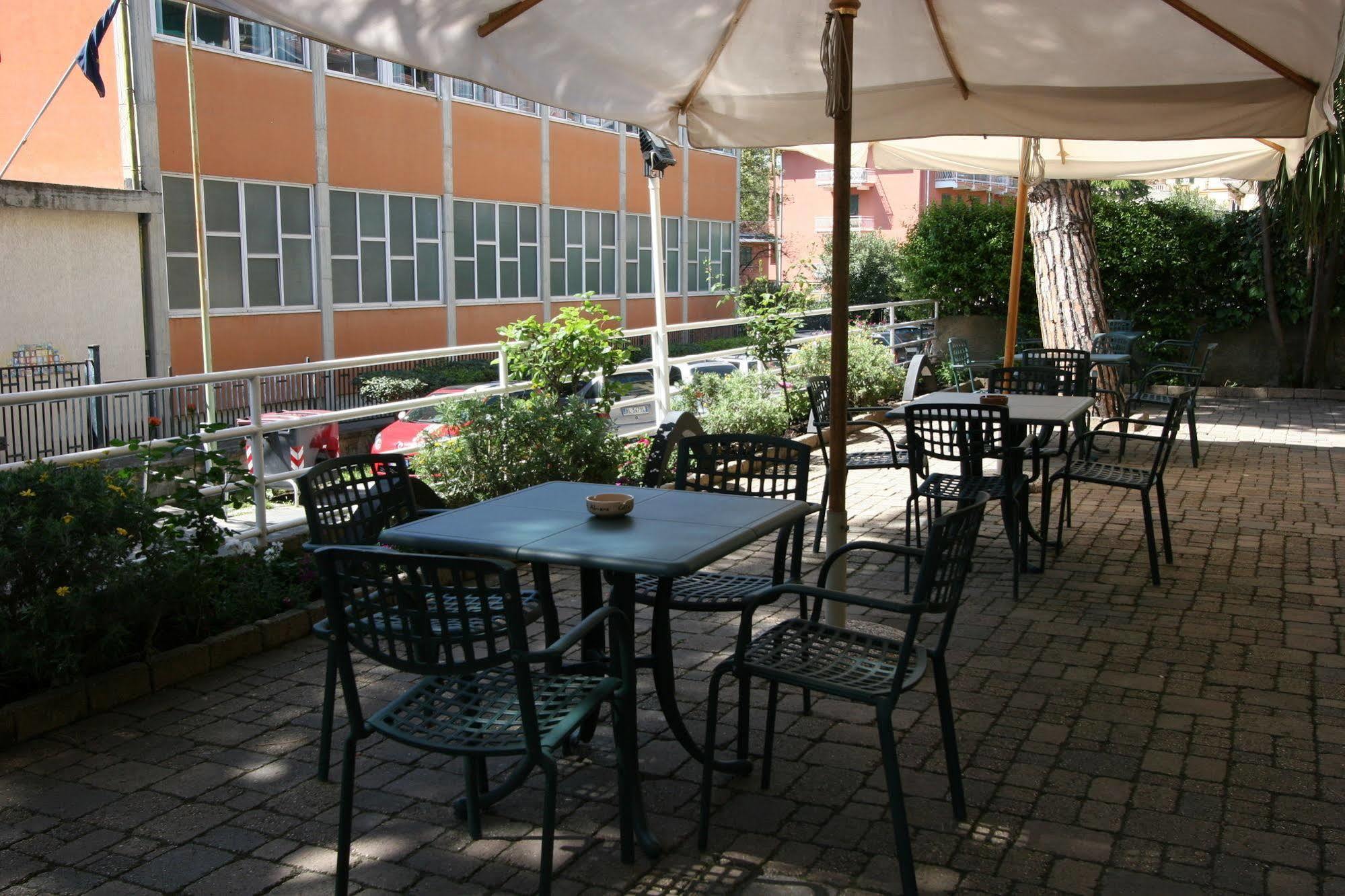 Albergo Adriana Celle Ligure Ngoại thất bức ảnh